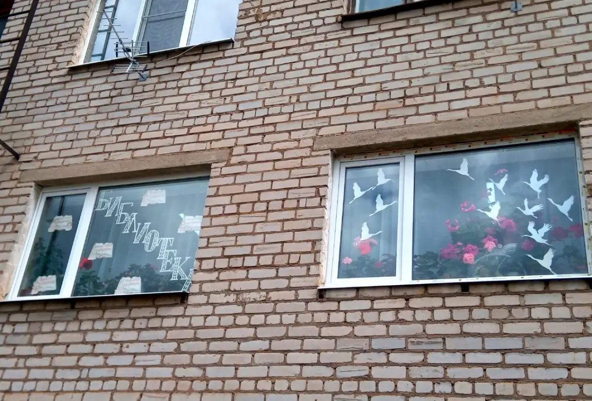 В крестецкой библиотеке собрали богатую коллекцию комнатных растений