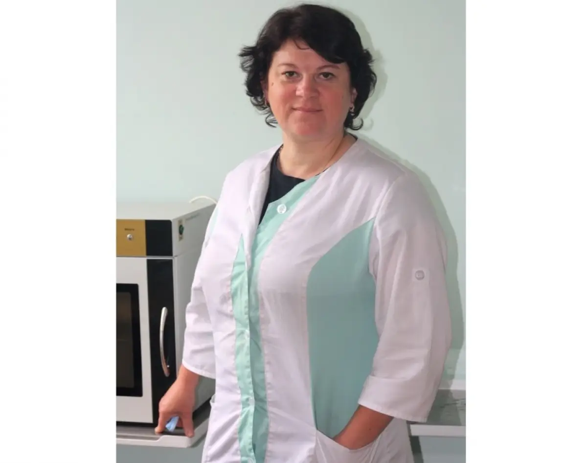 28 лет заботится о здоровье неболчан медицинская сестра Ирина Иванова