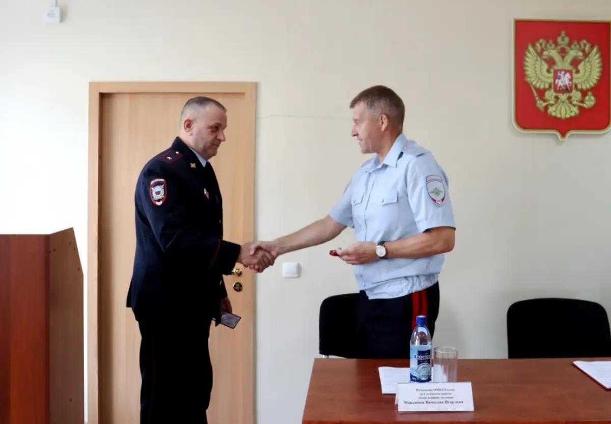 Солецким сотрудникам полиции представили нового руководителя отдела
