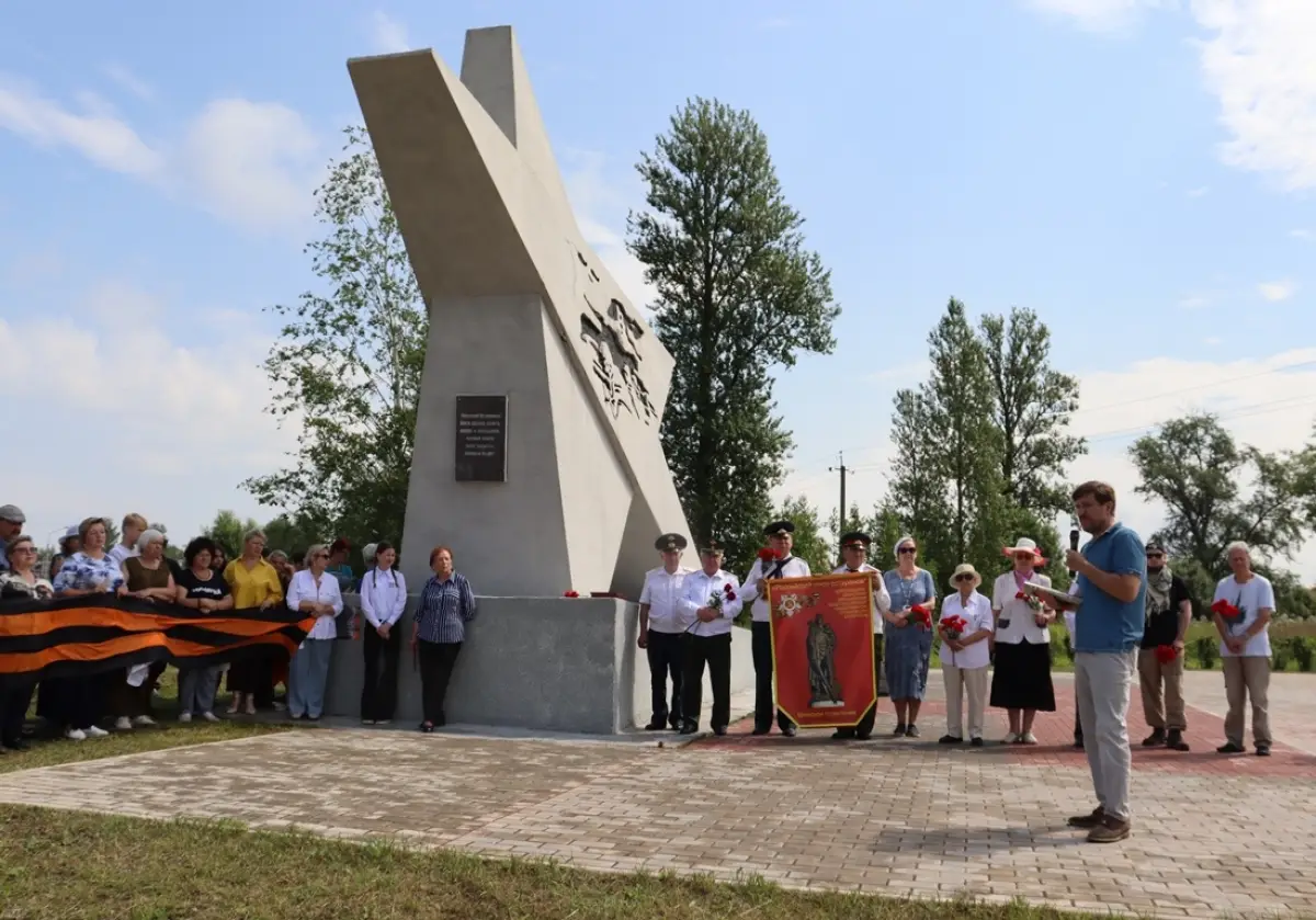 Потомки участника контрудара под Сольцами побывали на Новгородчине