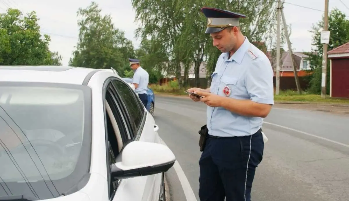 За неделю сотрудники ГИБДД остановили в Новгородской области 37 нетрезвых водителей