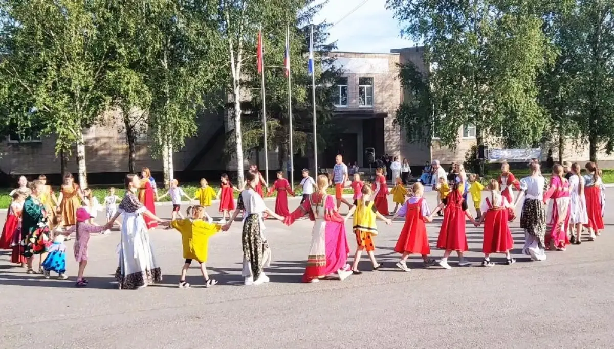 Коллективы Новгородского округа приняли участие в  Всероссийском фестивале «Хоровод России»