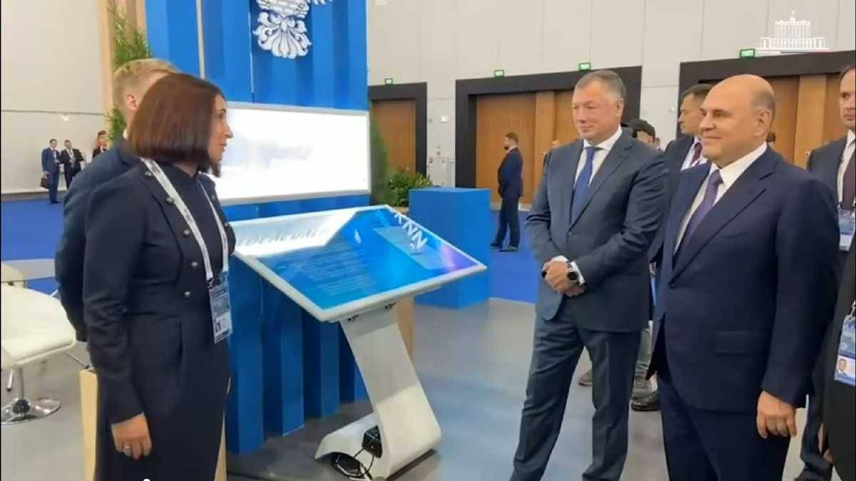 Премьер Михаил Мишустин высоко оценил ход благоустройства Старой Руссы