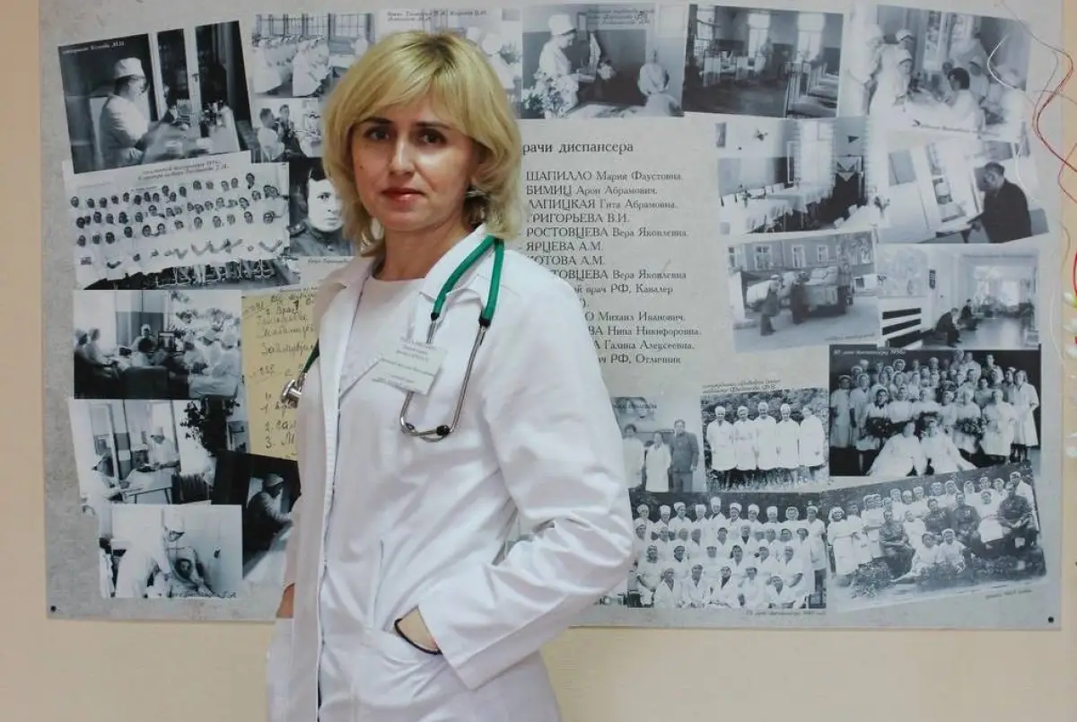Более 30 лет боровичский фтизиатр лечит детей и рисует жизнеутверждающие картины