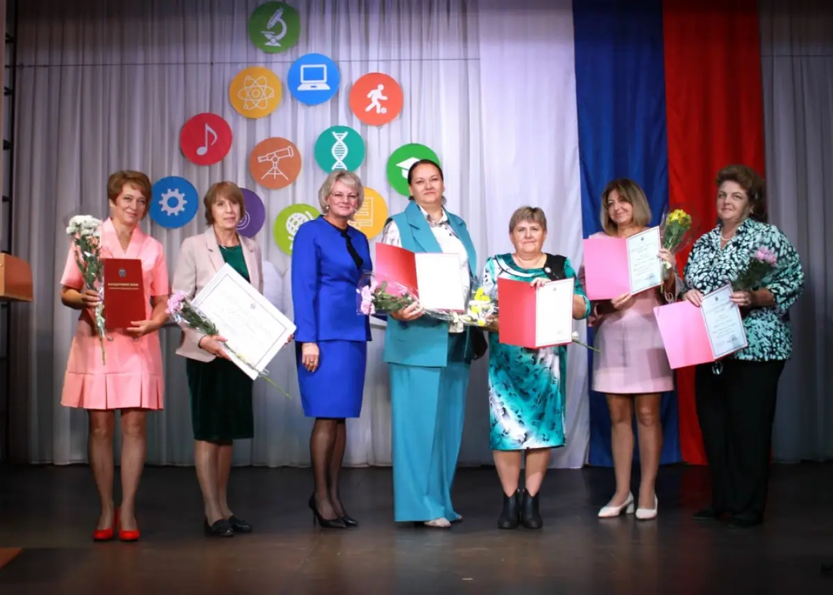 Педагогическая конференция в Хвойной вдохновила учителей на новые свершения