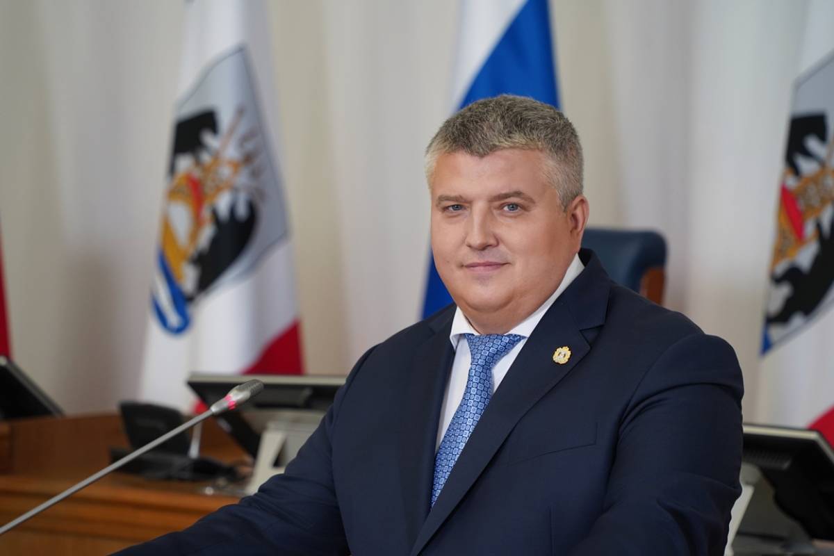 Александр Дронов поздравил сограждан с Днём воссоединения с новыми регионами