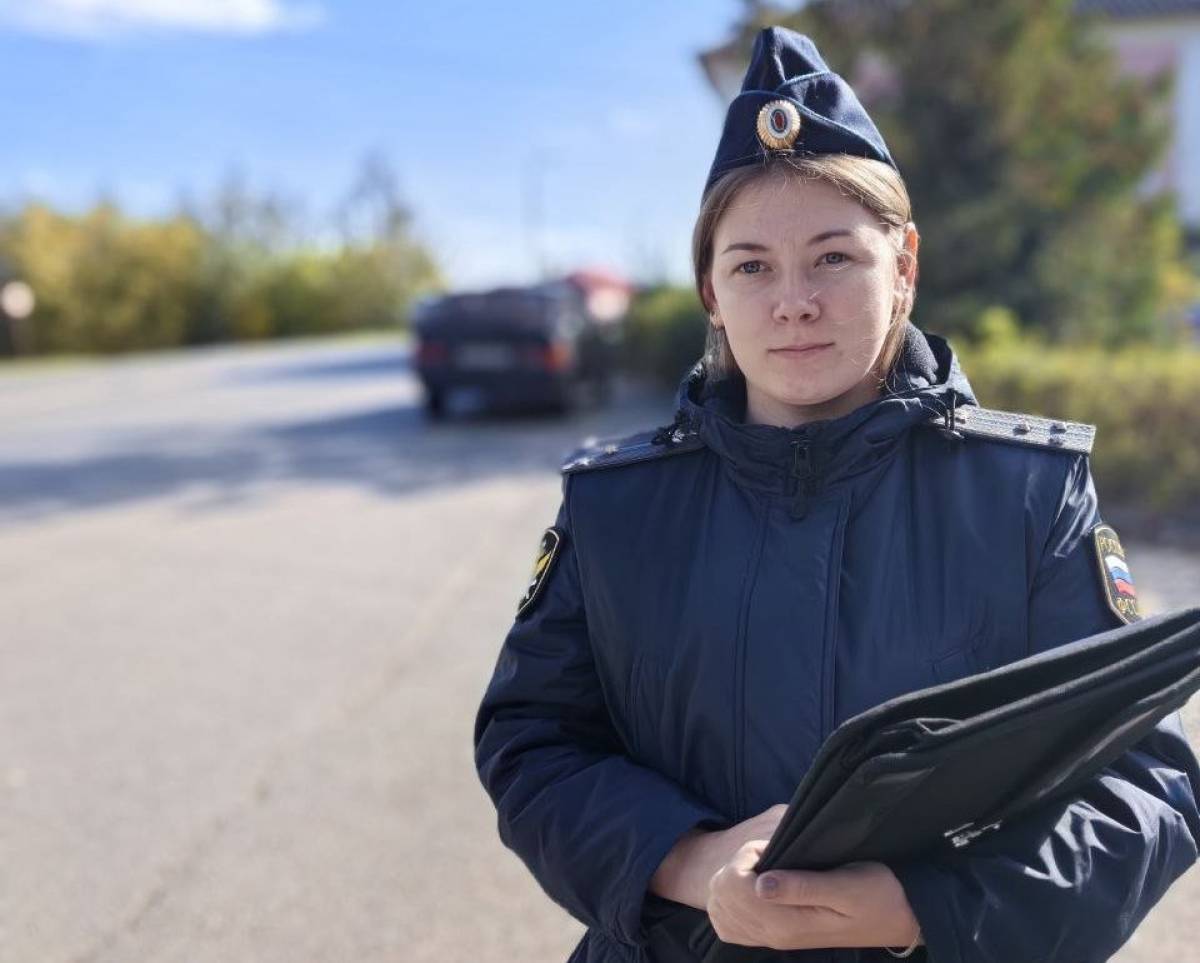 В ходе дорожного рейда в Старой Руссе приставы проверили 429 машин и автобусов