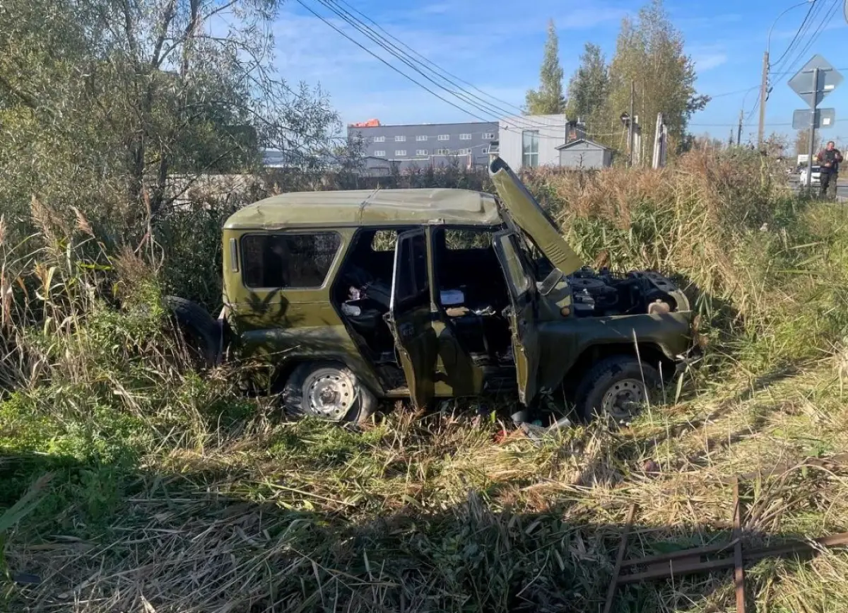 В Новгородском округе из-за столкновения машин пострадали пешеходы