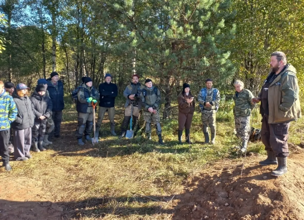Демянские школьники приняли участие в осенней Вахте Памяти