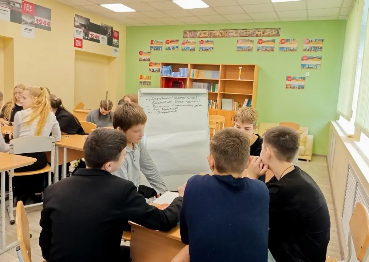 Школьники из посёлка Пола Парфинского округа мечтают о медиастудии