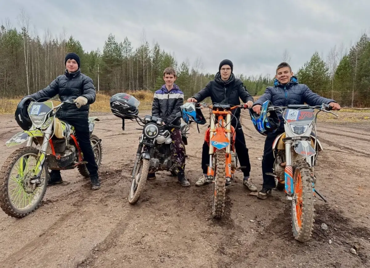 В Любытинском округе успешно реализуется проект «Мотошкола на селе»