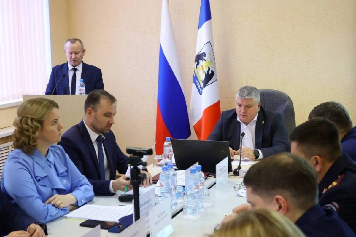 Александр Дронов поручил разработать дорожную карту развития Батецкого округа