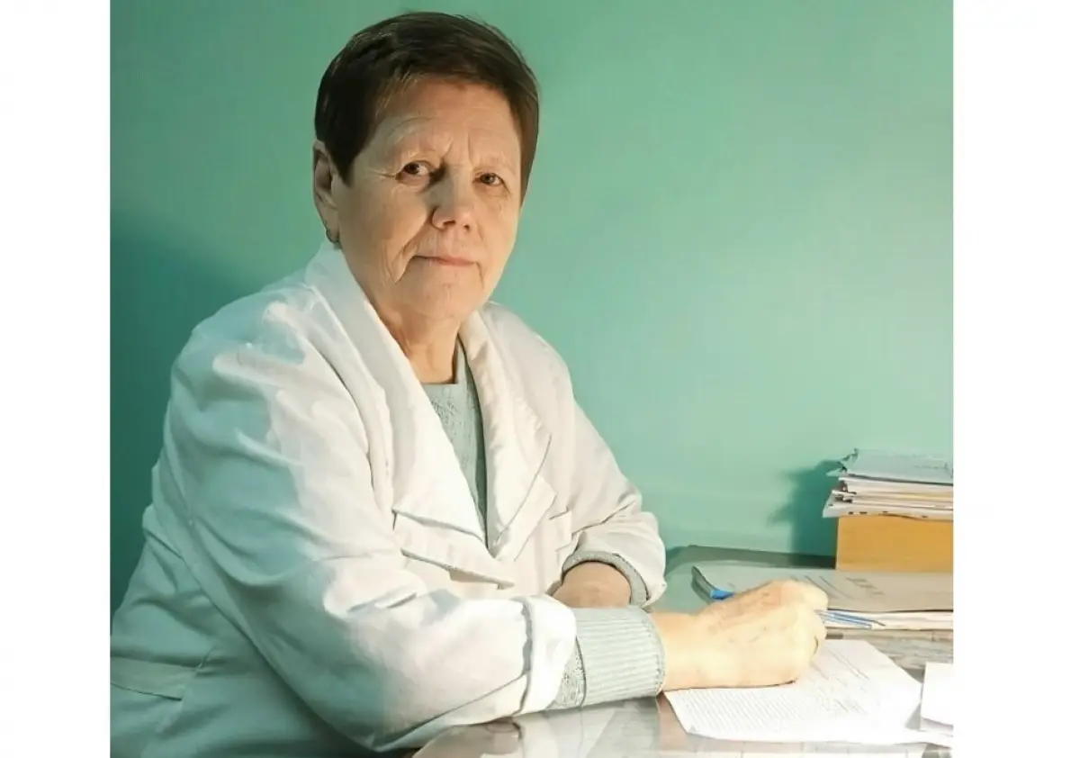 53 года заботится о здоровье жителей Любытинского округа Татьяна Ханыкова