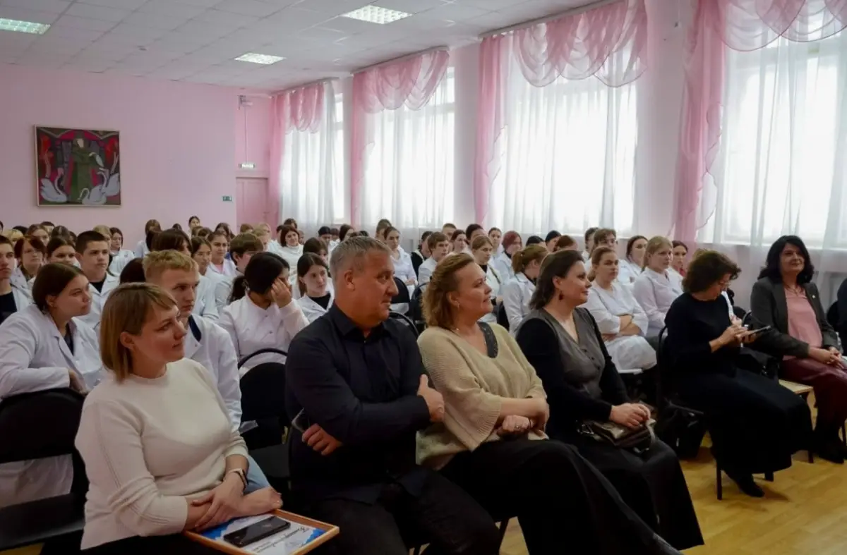 В Боровичах будущие медики открыли для себя уникальную личность Фёдора Углова