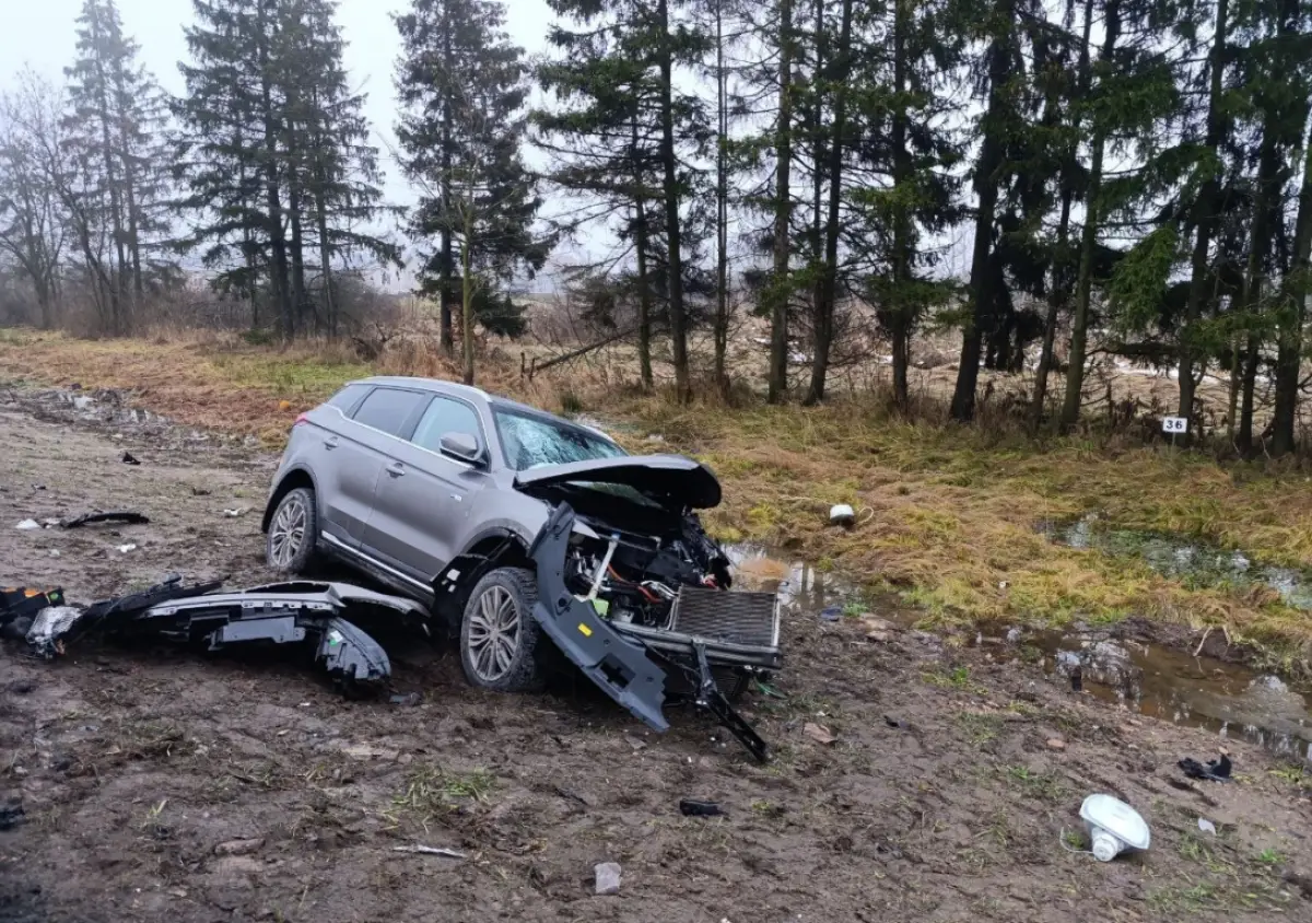 Четыре человека пострадали в ДТП под Великим Новгородом