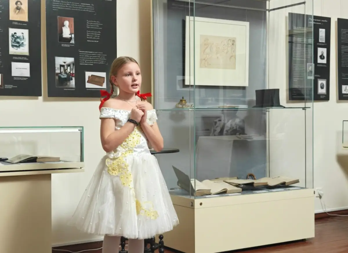 Некрасовские строки в исполнении юных чтецов прозвучали в усадьбе поэта