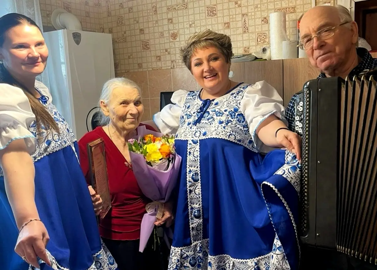 Жительница Новгородского округа Валентина Литвинович отмечает 90-летие
