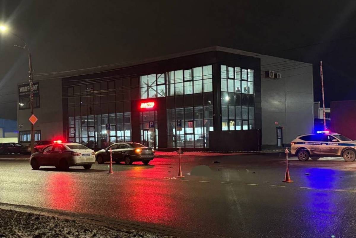 Пожилая женщина погибла в Великом Новгороде под колёсами автомобиля