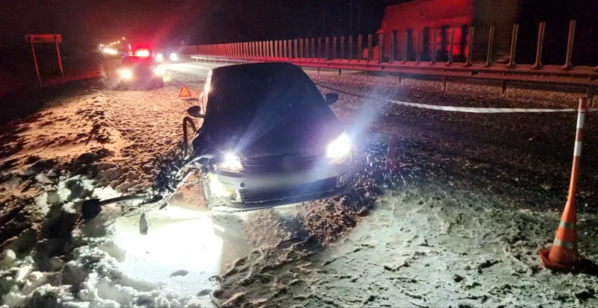 В Чудовском округе велосипедист попал под машину на трассе М-10