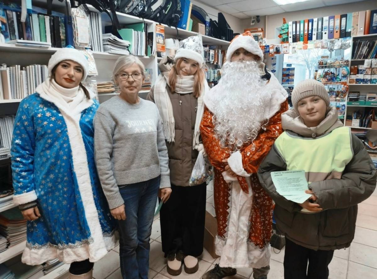 Юные жители Новгородского округа поздравили земляков с Новым годом