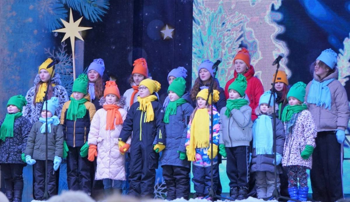 Жителей Великого Новгорода поздравили с праздником Рождества Христова