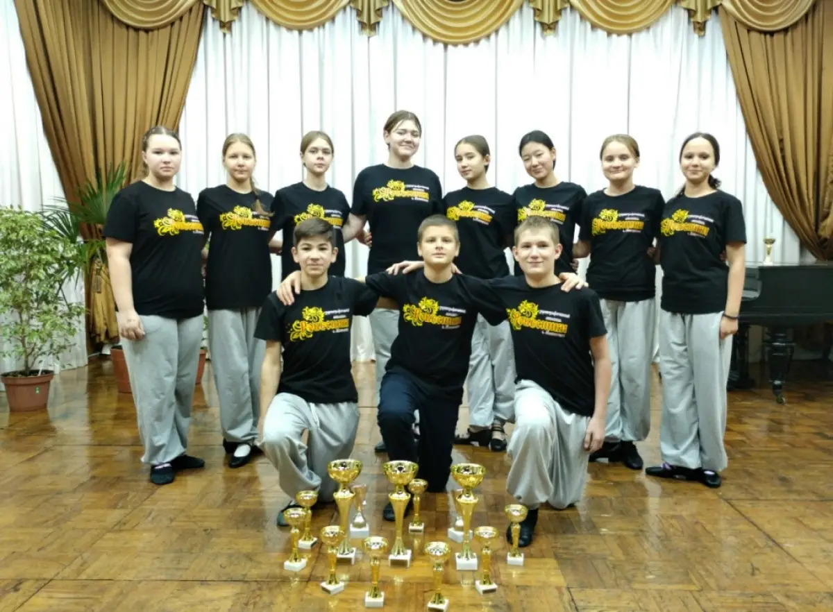 Юные танцоры из села Мошенское отлично выступили в Санкт-Петербурге