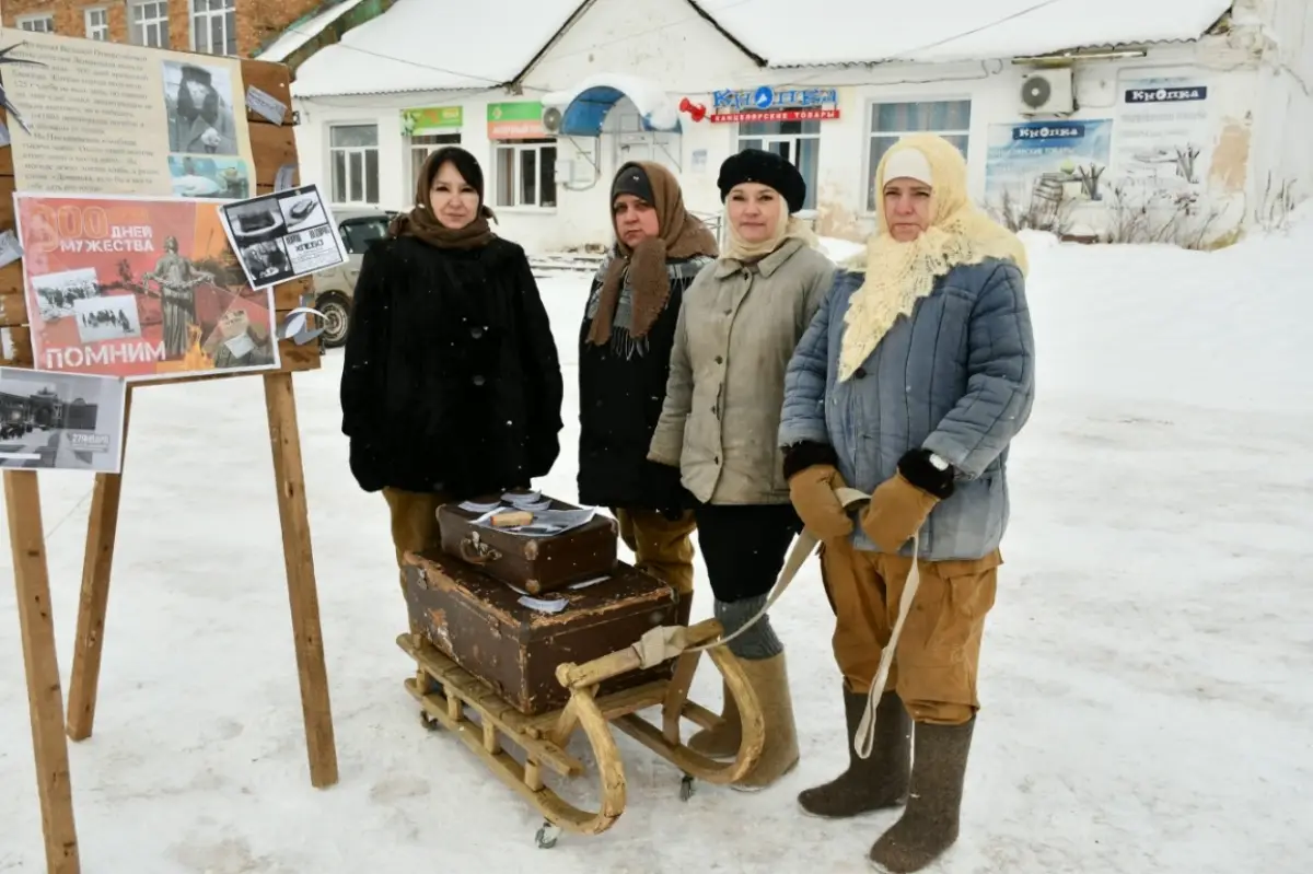Акция «Блокадный хлеб» прошла на центральной площади села Мошенское