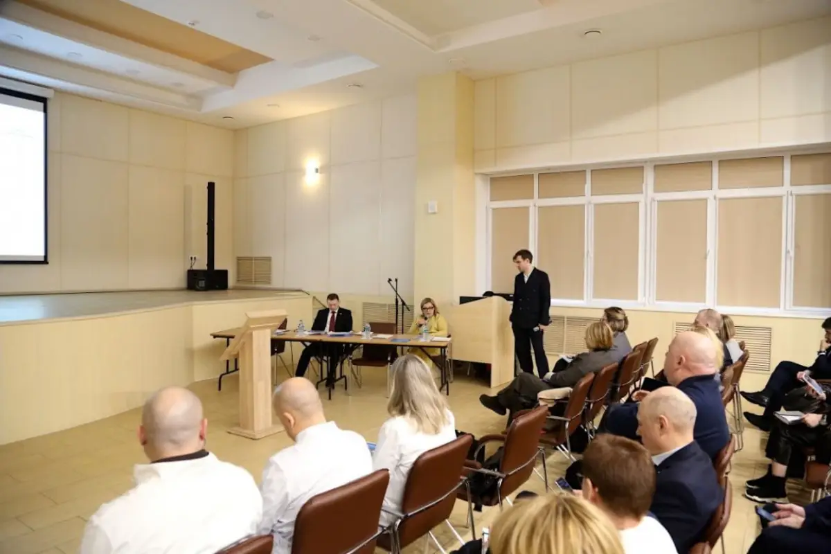 В Новгородской области увеличат число школ для людей с диабетом и гипертонией