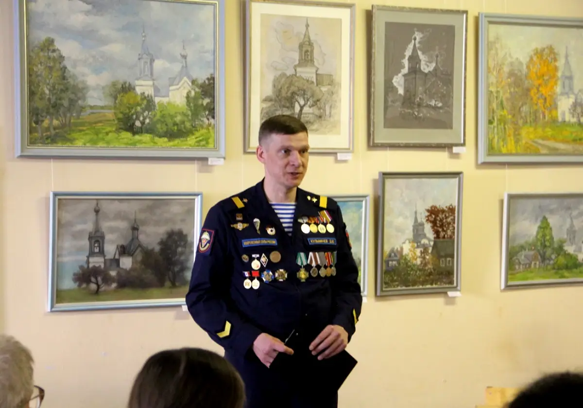 Ветеран СВО Дмитрий Кузьмичёв рассказал новгородцам о Святом Поозерье