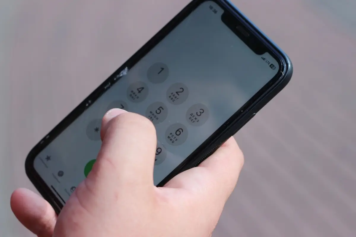 В МВД объяснили, зачем мошенники взламывают аккаунты на маркетплейсах