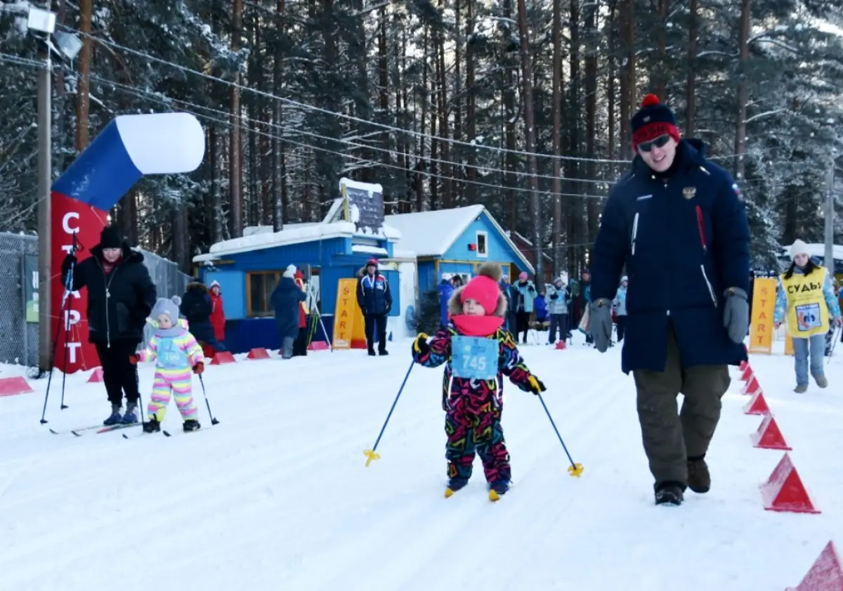 «Пестовская лыжня» объединила любителей спорта всех поколений