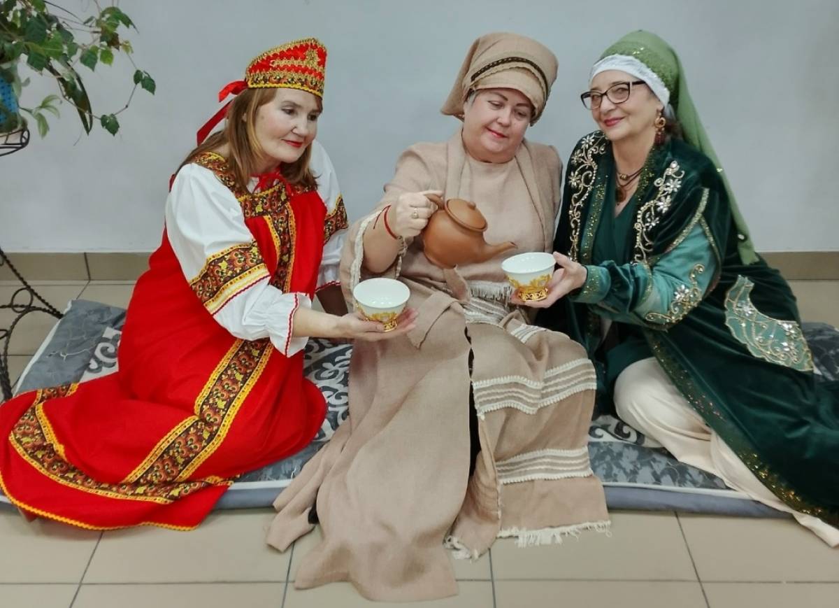 В деревне Бурга состоялся мастер-класс «Блины народов России»