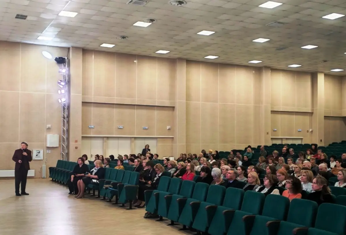 Для представителей округов Новгородской области провели совещание по ГИА-2026