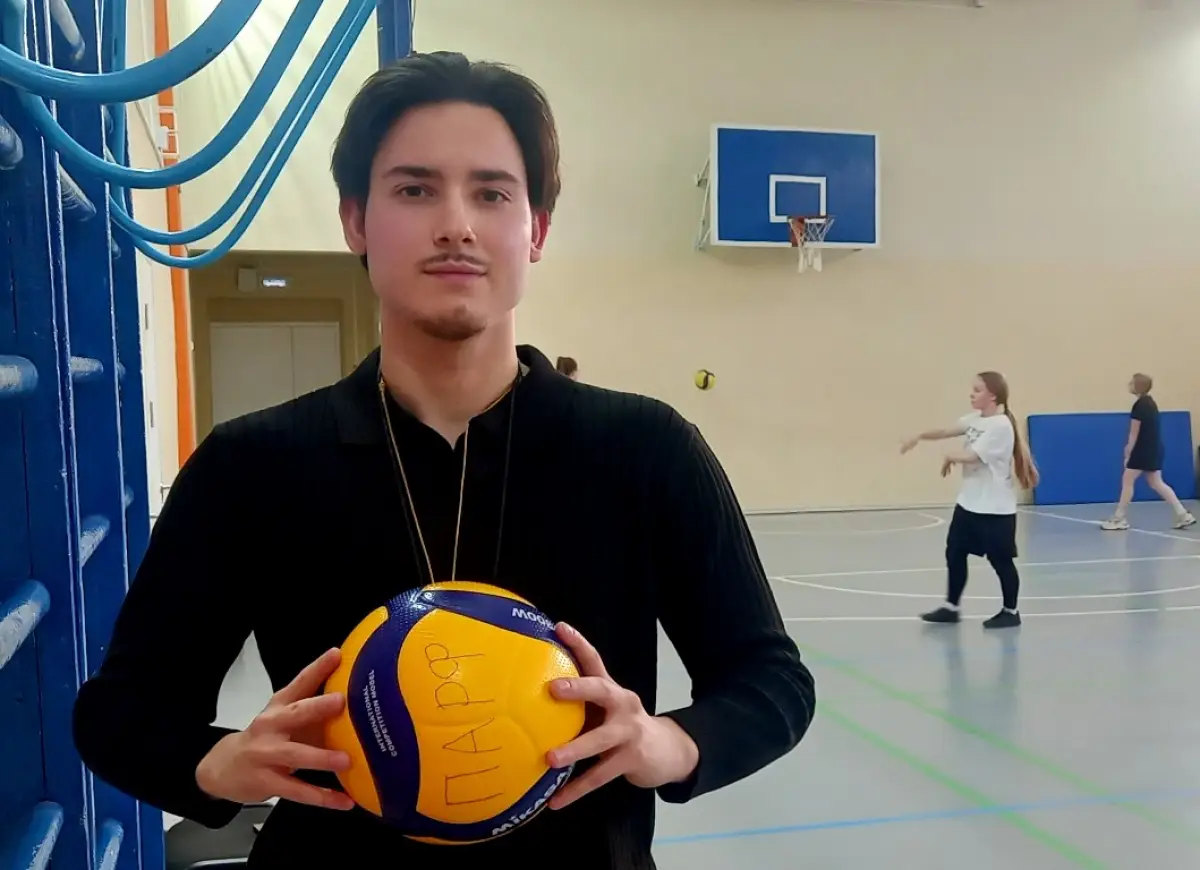 Молодой учитель из посёлка Парфино уверен: заниматься спортом – модно и стильно