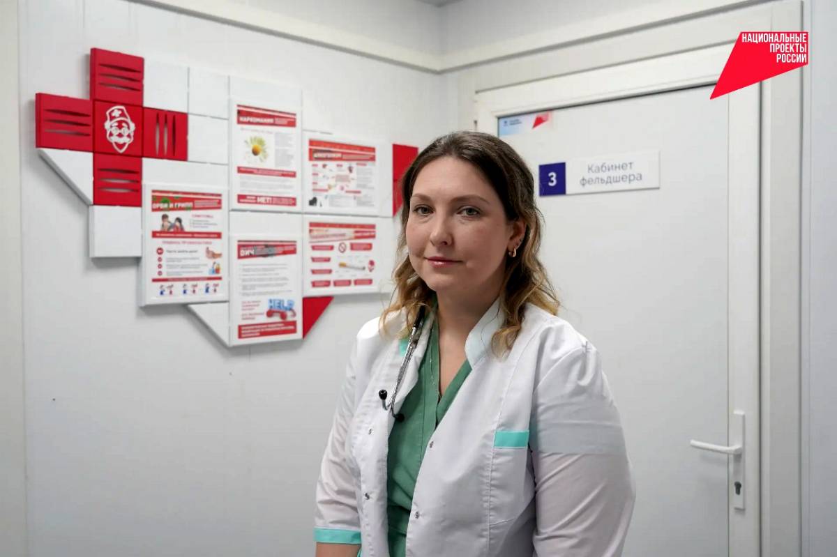 Сотни жителей Новгородского округа — пациенты фельдшера Вероники Коржуевой