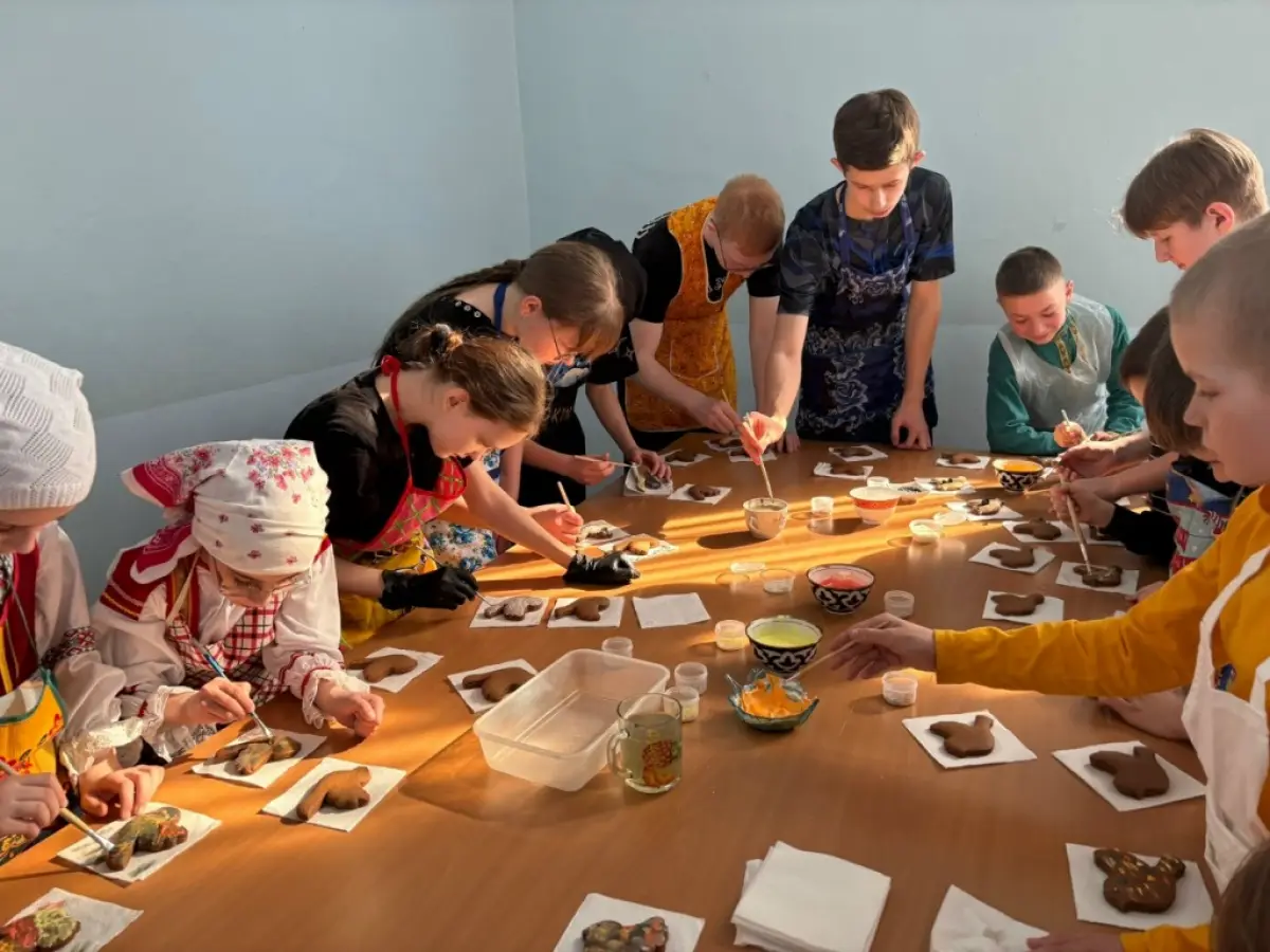 Воспитанники Хвойнинского Дома детского творчества ярко встретили весну