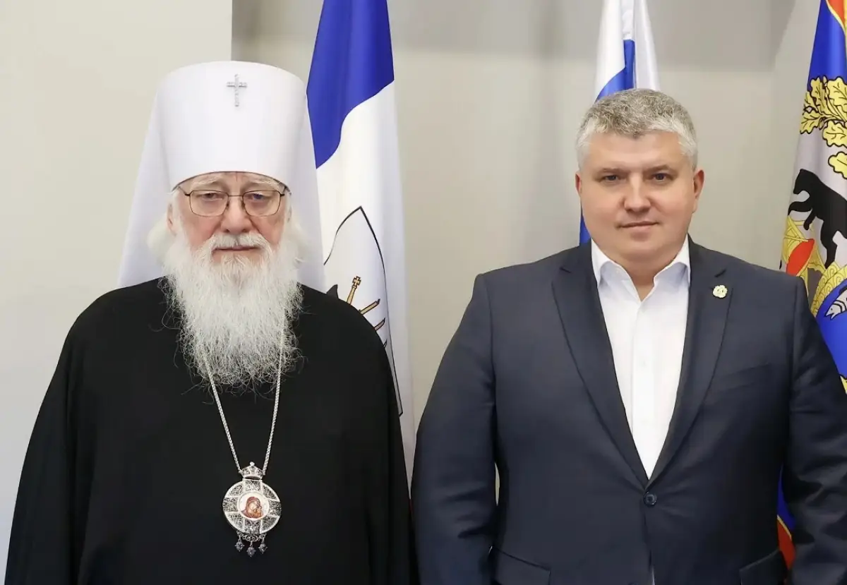 Губернатор Новгородской области поздравил митрополита Льва с юбилеем
