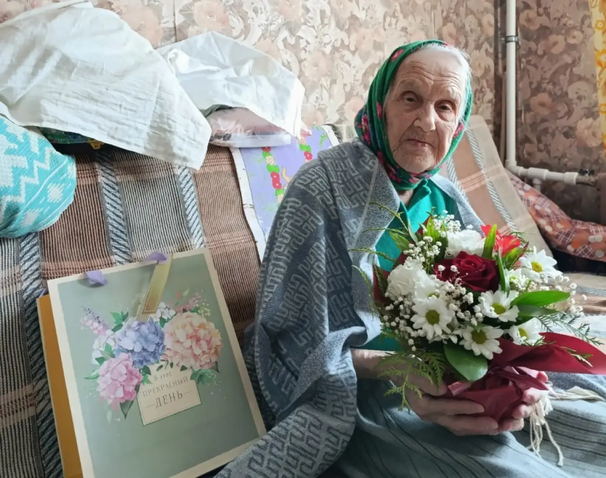 На Валдае поздравляют со столетием ветерана Марию Семёновну Егорову