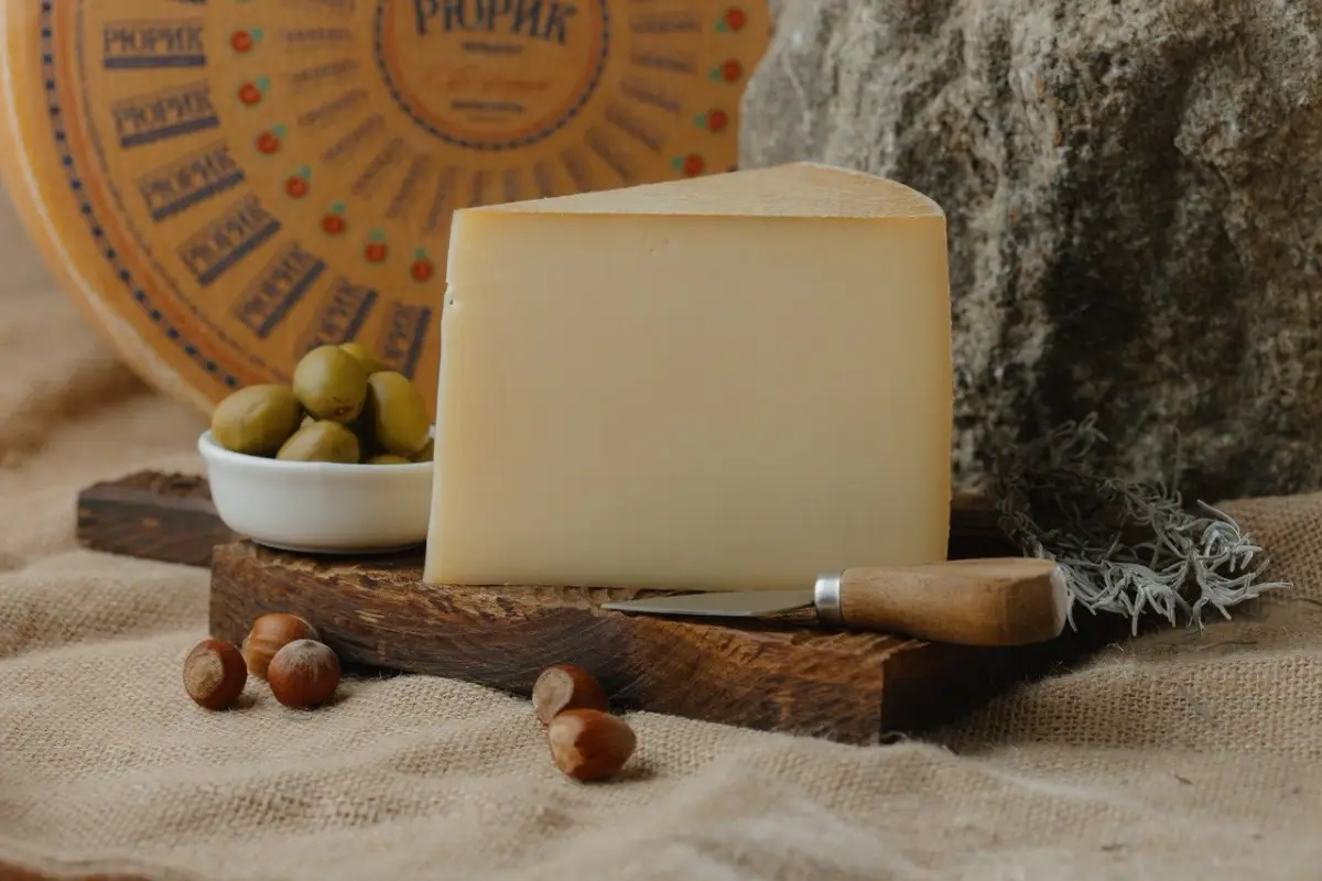 Новгородский сыр «Рюрик» завоевал Гран-при на международном конкурсе