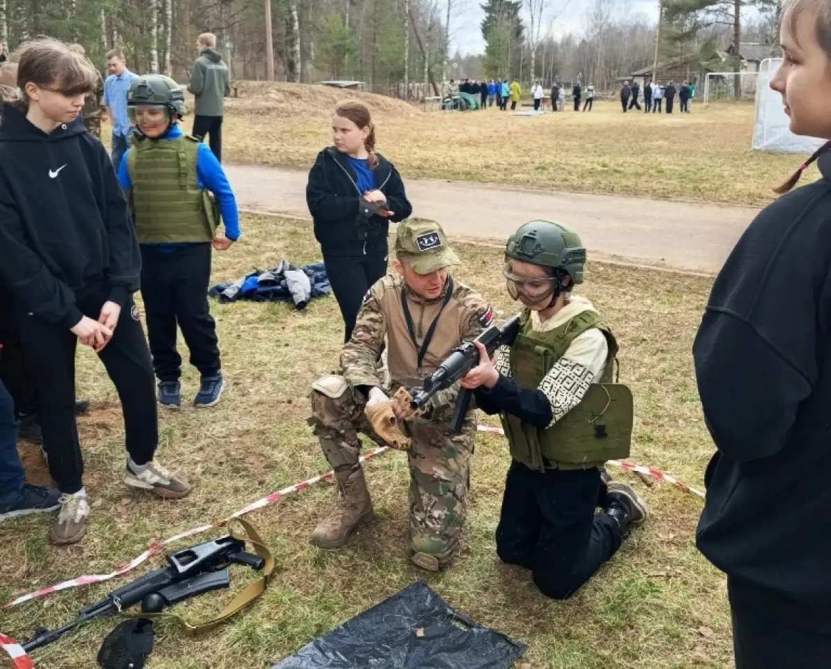 «Зарница 2.0» подарила незабываемые впечатления парфинским школьникам