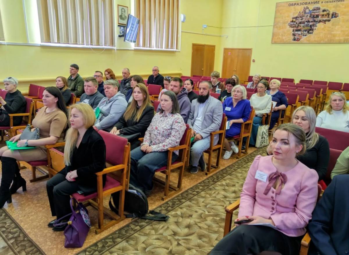 Аграрии из 13 округов Новгородчины пройдут востребованную Школу фермера