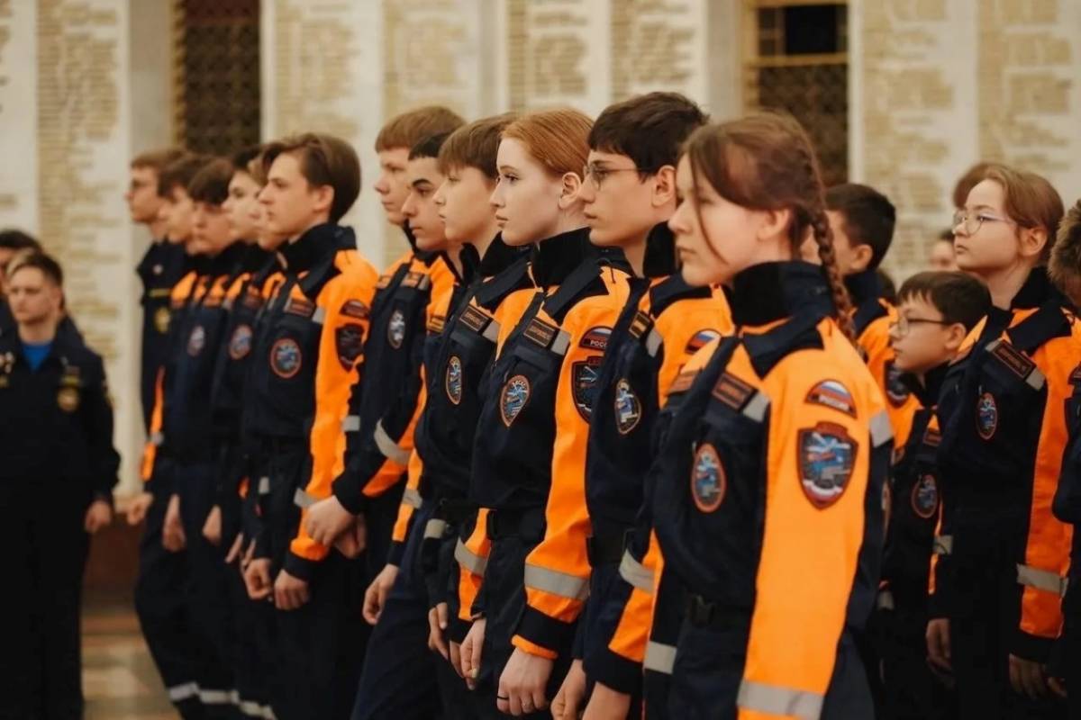 Новгородцу Алексею Селивестру вручили Благодарность Президента