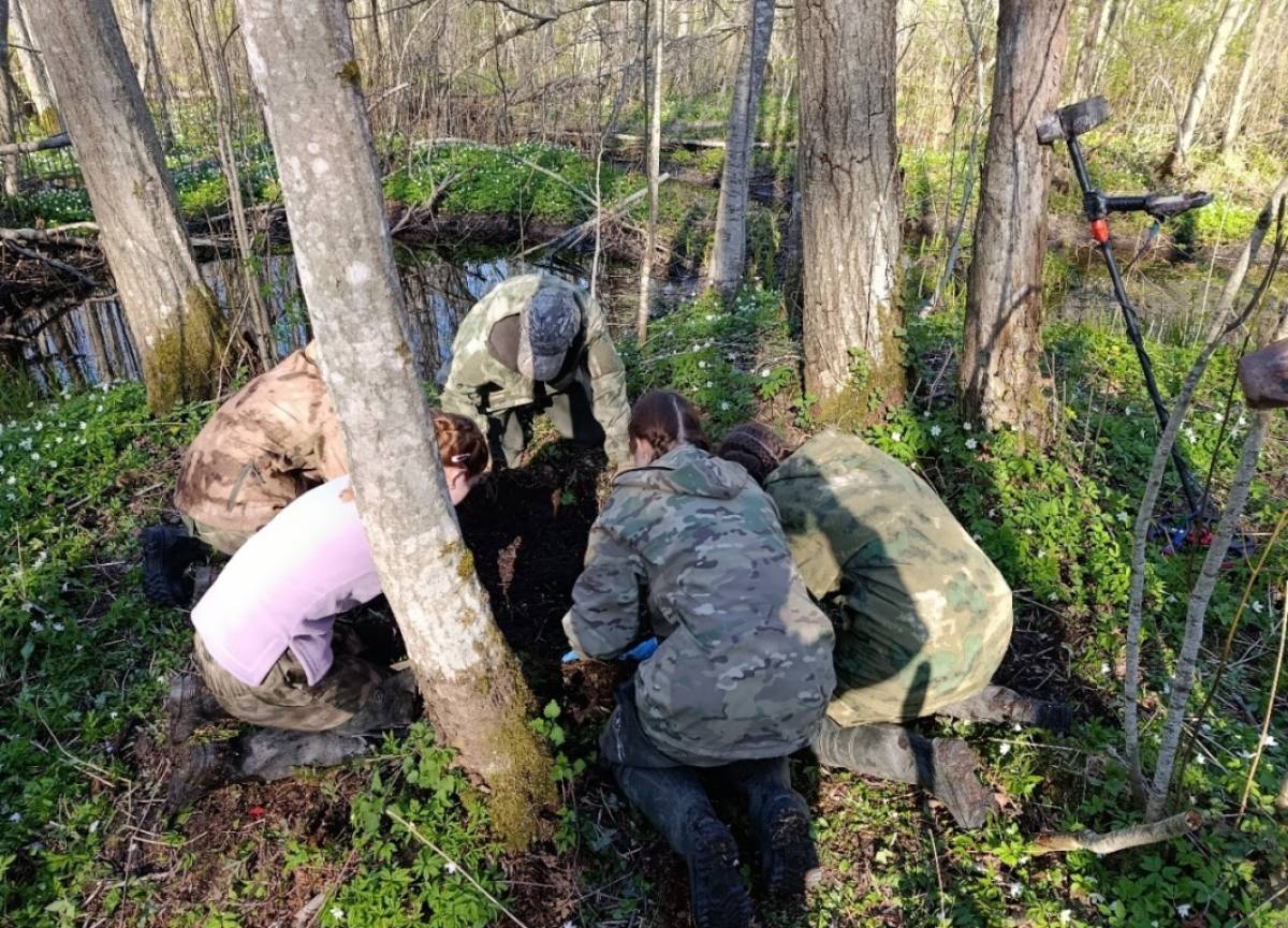 Медальон бойца из Кургана с напутствием жене нашли маловишерские поисковики