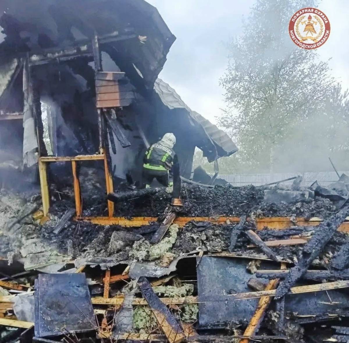 Два человека пострадали на пожаре в Новгородском округе