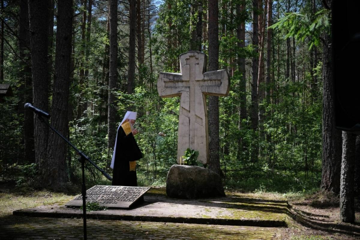 У памятного знака «Игнач Крест» на Валдае сегодня прозвучали важные слова