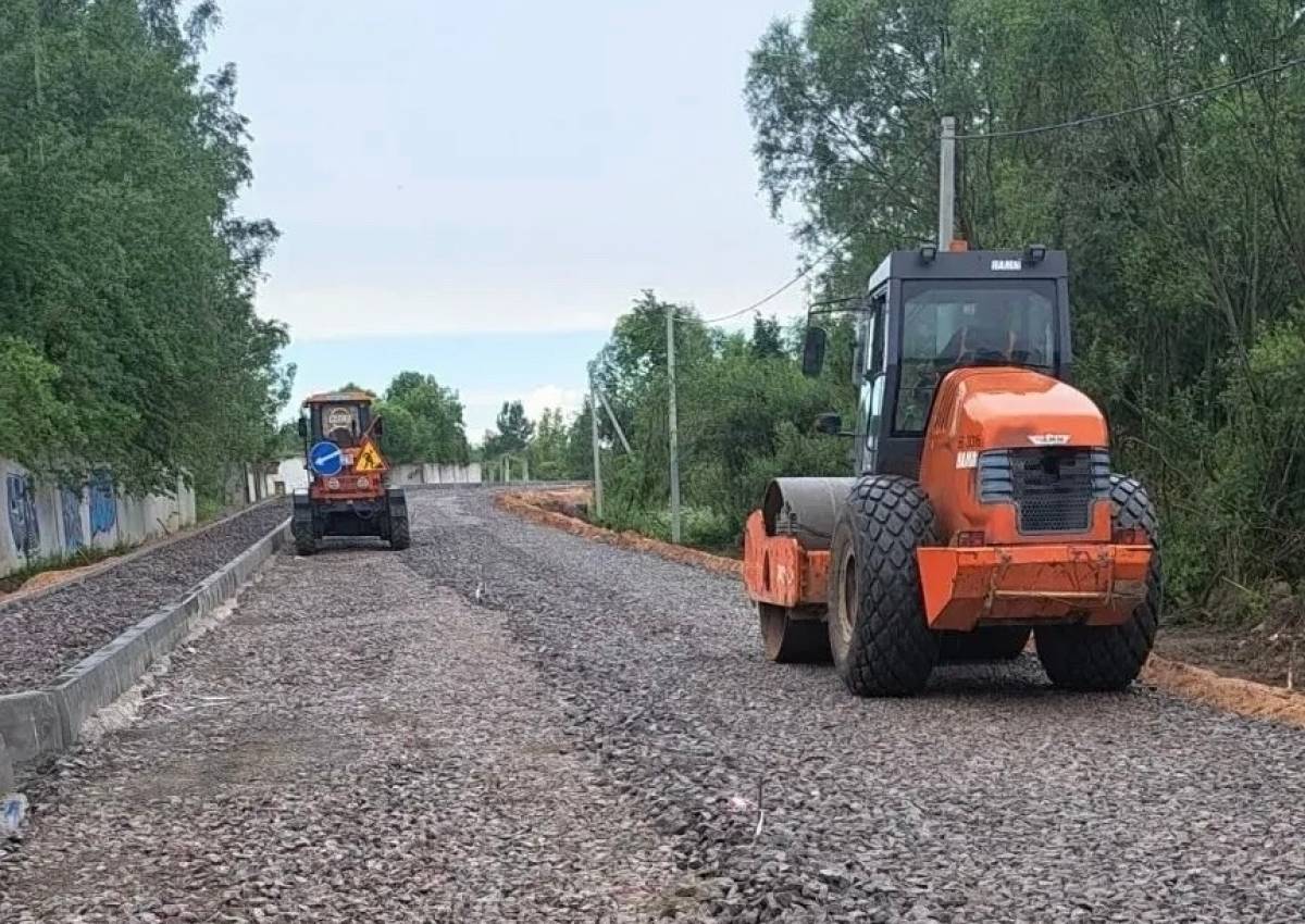 Готовность дороги к аэродрому «Кречевицы» составляет 50%