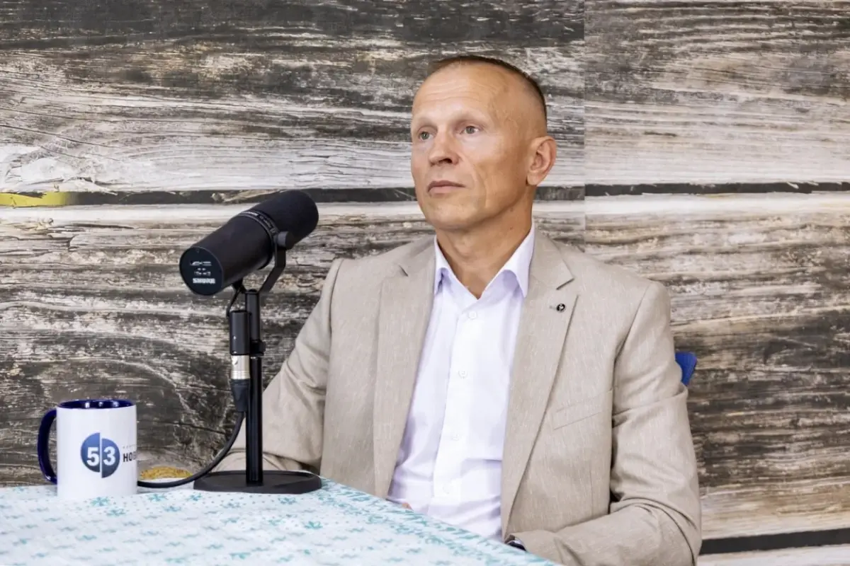 Эксперт рассказал о схемах вражеских спецслужб в отношении российских подростков