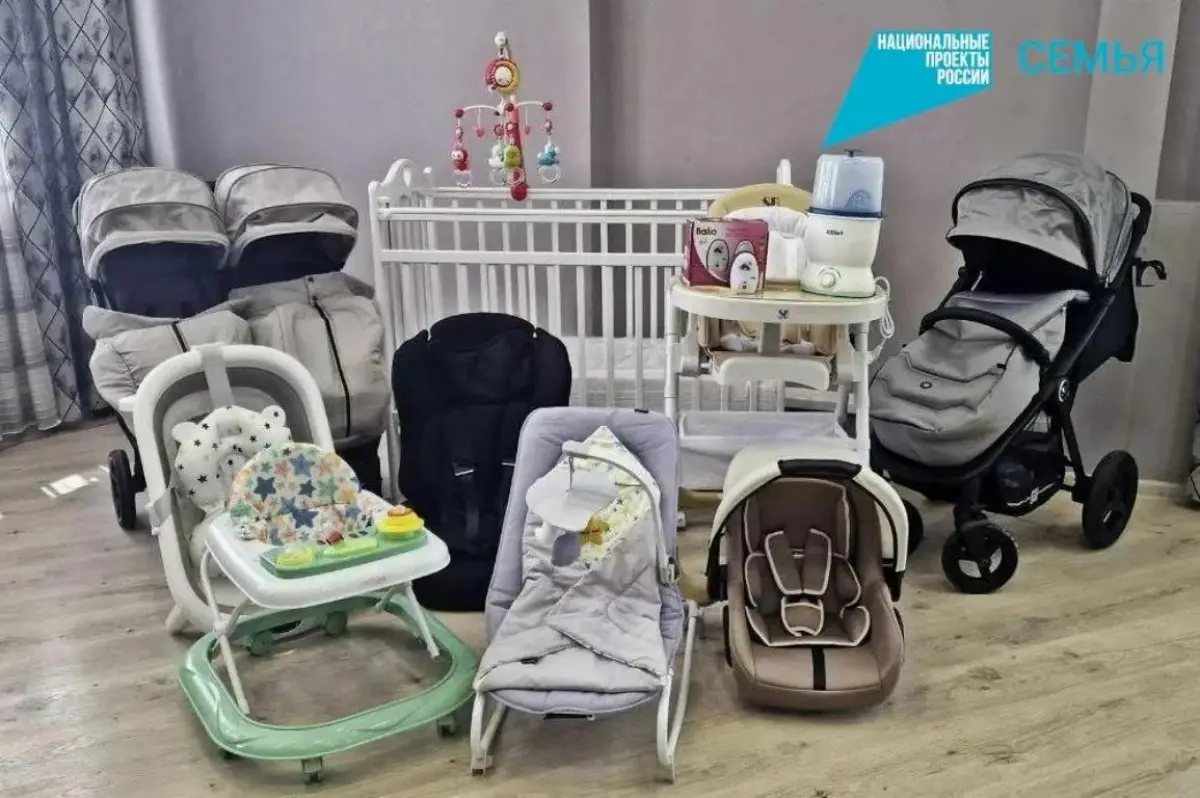 В Новгородской области работают пункты проката вещей для новорожденных