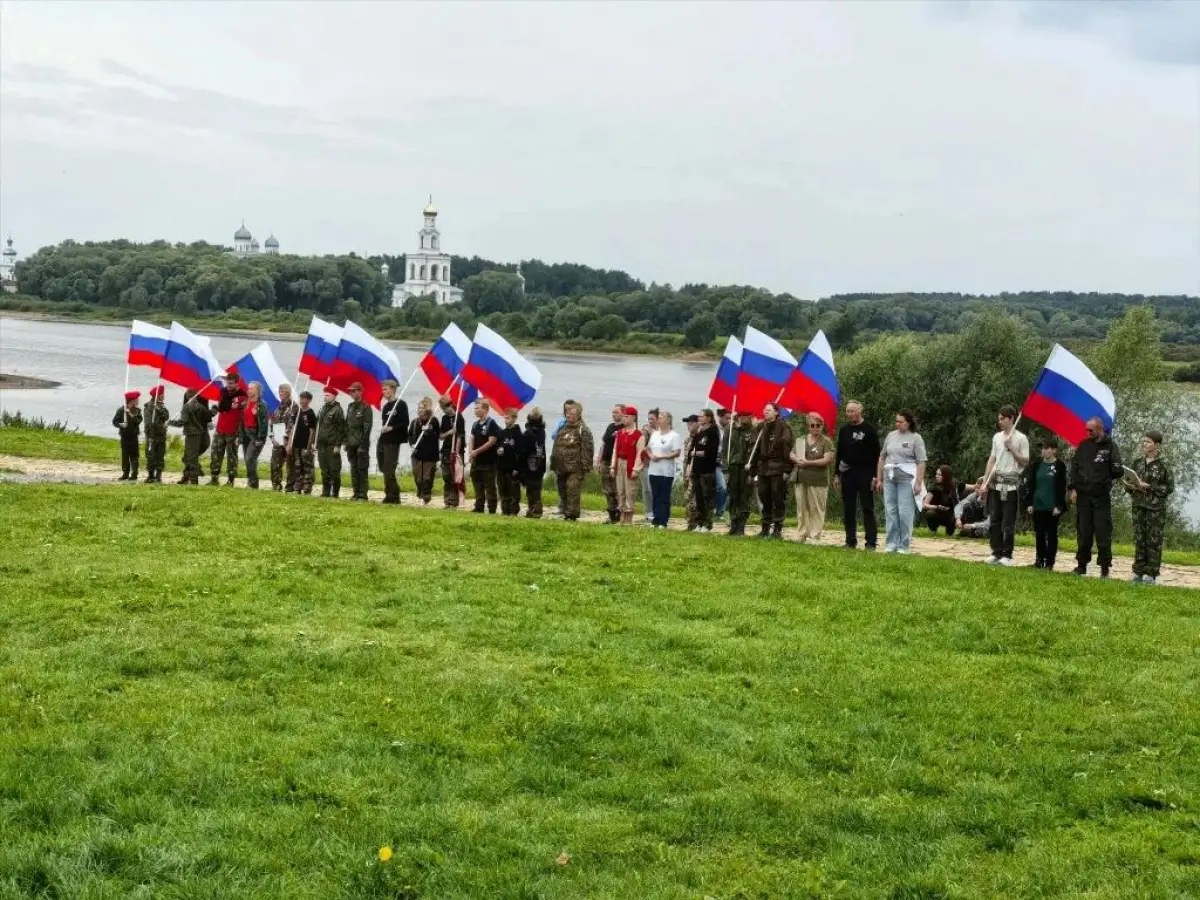 Поход «Дорогой героев Волховского фронта» завершился на Рюриковом городище