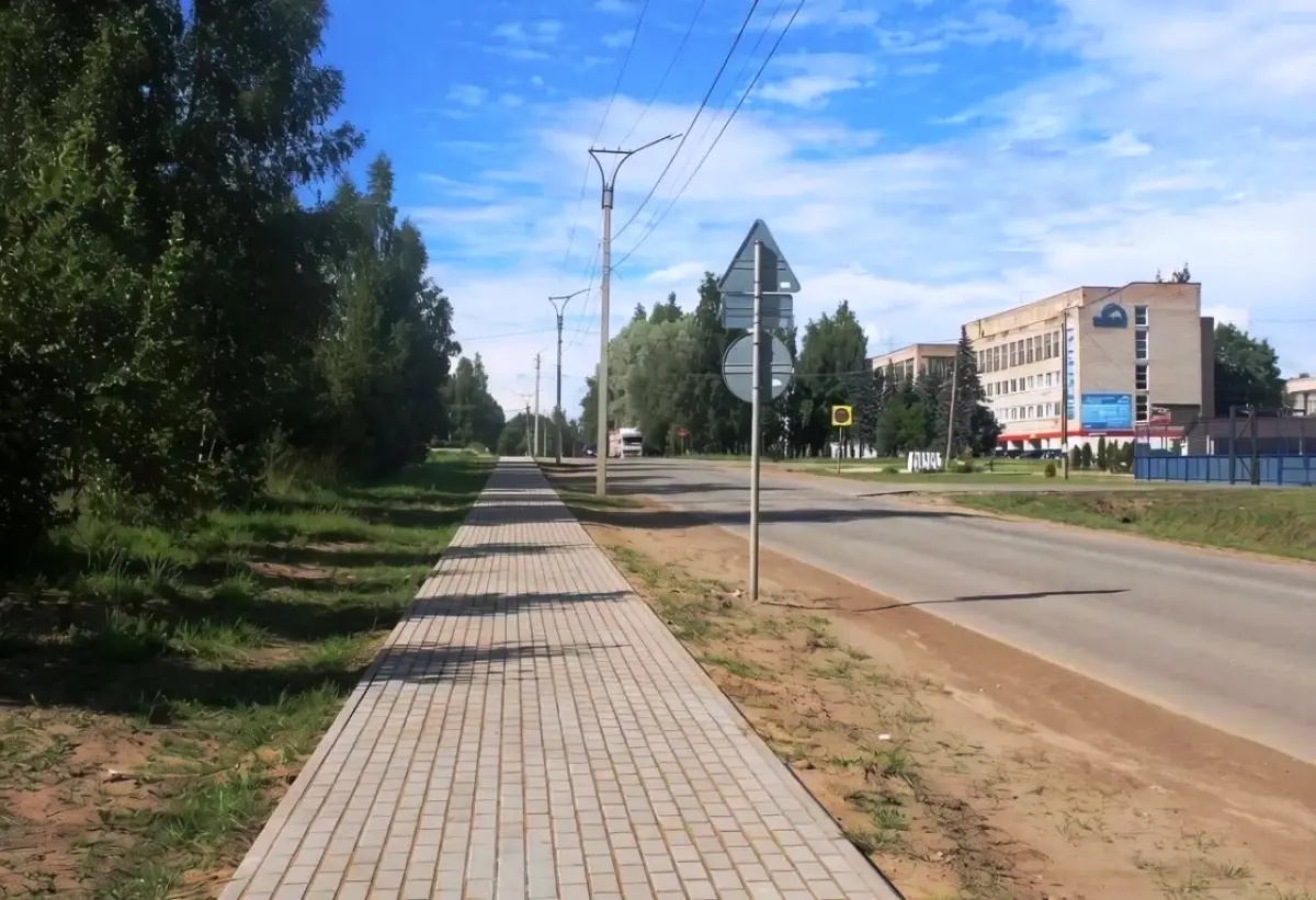Этим летом в Окуловке появилась благоустроенная пешеходная зона